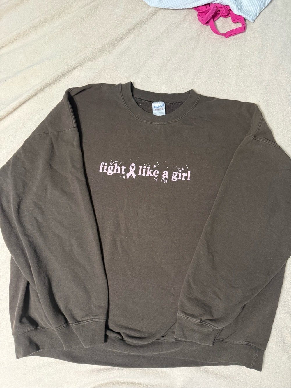 Gildan Men’s Dark Brown Crewneck Sweatshirt with Pink Graphic